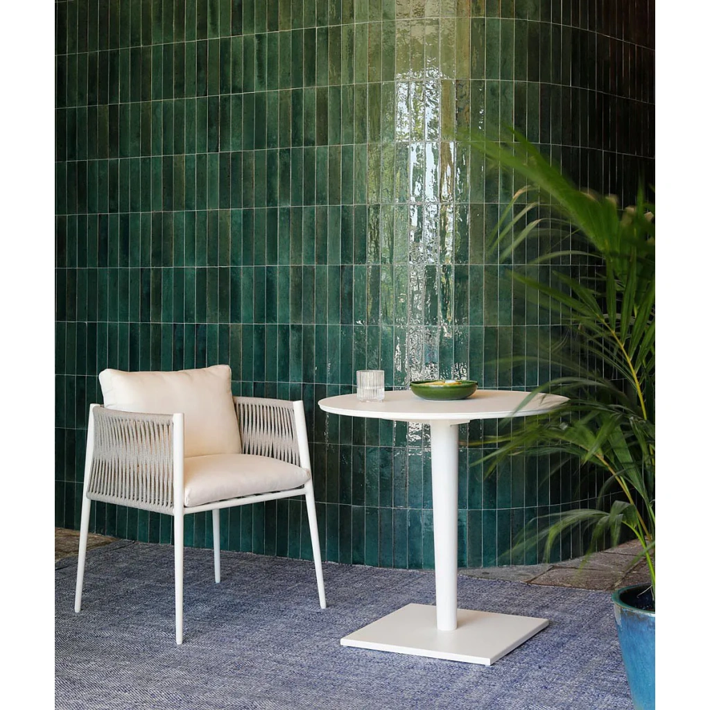 poltroncina_luce_alluminio_bianco_1