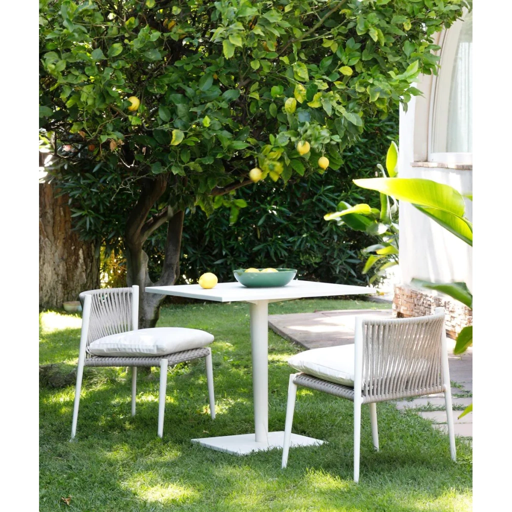 sedie_tavolo_luce_bianco_1